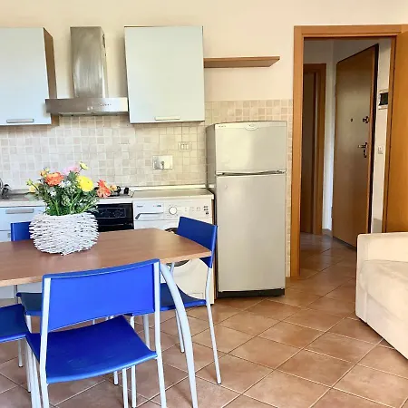 Aparthotel Isstravel, Il Boschetto - - 150 Mt From The San Vincenzo