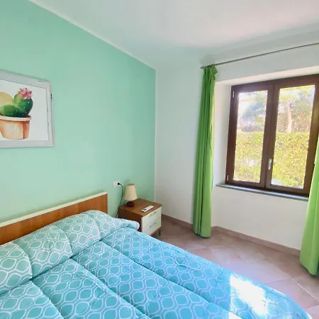 Aparthotel Isstravel, Il Boschetto - - 150 Mt From The *